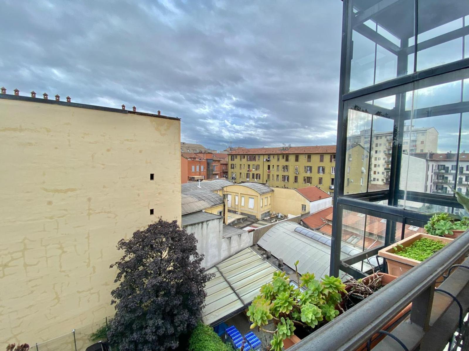 Grazioso Appartamento Nel Cuore Del Tran Tran Di Milano, Perfetto Per Amici E Famiglie, Vicino A Metropolitana Extérieur photo