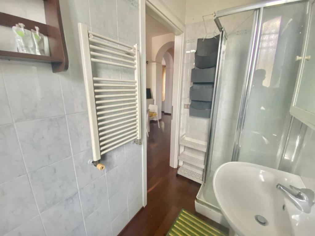 Grazioso Appartamento Nel Cuore Del Tran Tran Di Milano, Perfetto Per Amici E Famiglie, Vicino A Metropolitana Extérieur photo